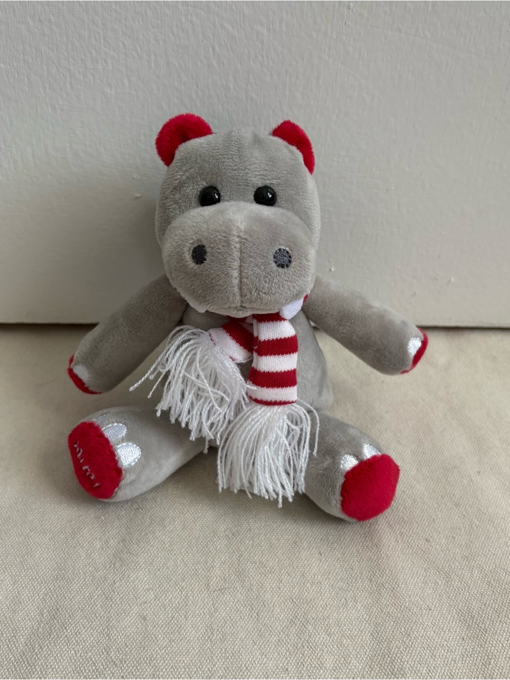 Scentsy Buddy Plush Hanging Air Freshener Clip-On Christmas Holiday Hippo Gray